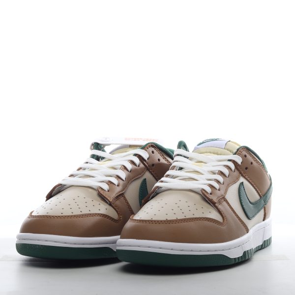 NIKE SB DUNK LOW