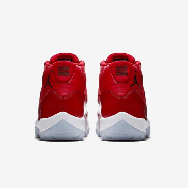 AIR JORDAN11 BULL RED HIGH TOP